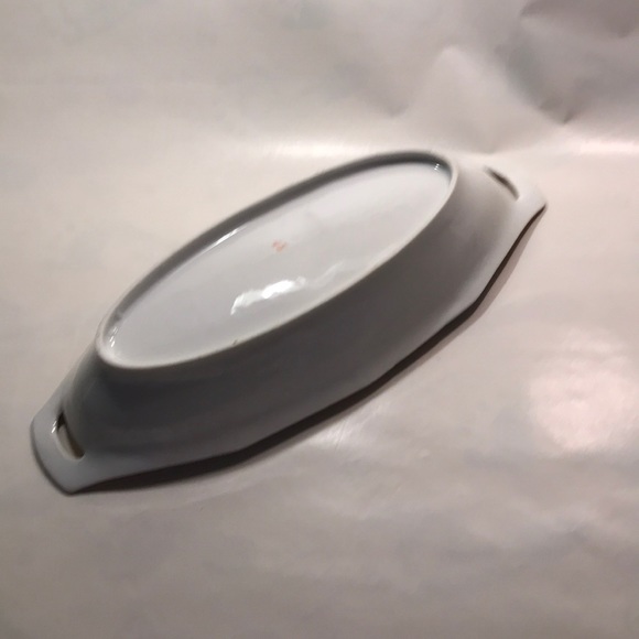 Vintage Porcelain two handled serving dish - Picture 3 of 8
